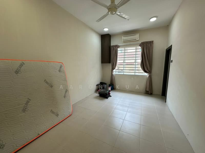 Semi-Detached House for Rent in Bandar Mahkota Cheras (Cheras) - Aaron Kua - PropertyGuru.com.my