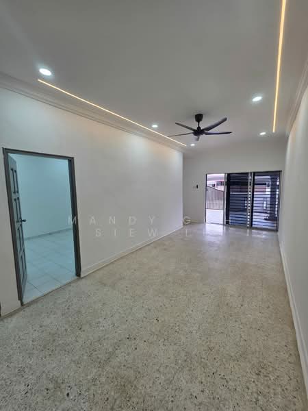 Ulu Tiram Taman Puteri Wangsa Single Storey - 4