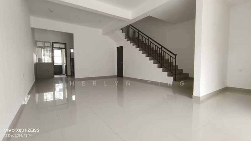 2-storey Terraced House for Sale in Johor Bahru (Johor) - Sherlyn Ting - Living Room - PropertyGuru.com.my