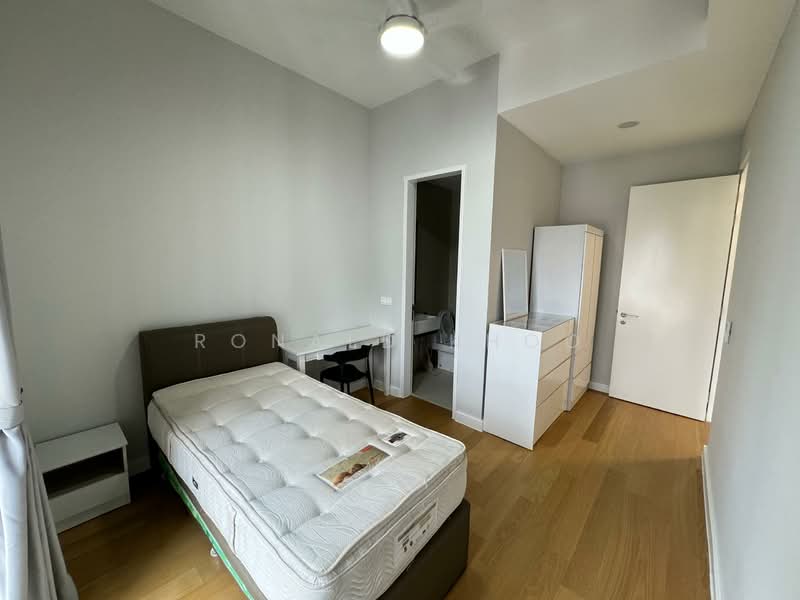 Servis Apartment untuk Disewa di The Sentral Suites - Ronald Khoo - Bedroom - PropertyGuru.com.my