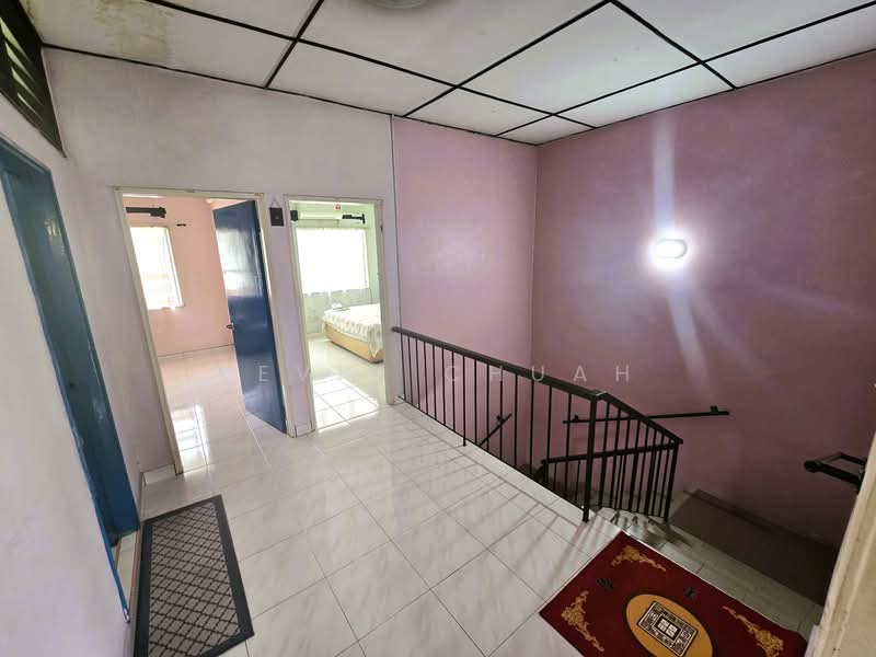 Terraced House for Sale in Taman Mutiara Barat (Cheras) - Kevin Chuah - Corridor - PropertyGuru.com.my