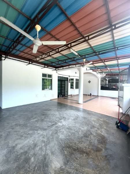 1-storey Terraced House for Sale in Taman Bestari Indah (Ulu Tiram) - Karl Lim - Exterior - PropertyGuru.com.my