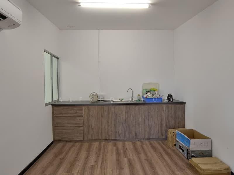 Commercial Semi-D for Sale in RH Industrial Park (Kuching) - Alfred Chua - Interior - PropertyGuru.com.my