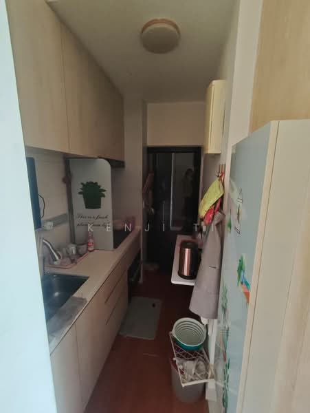 Service Residence for Sale at VIM 3 @ Desa Park North - Kenji Ti - Kitchen - PropertyGuru.com.my