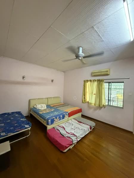 Taman Segambut untuk Untuk Dijual - RM 829,999, Mac 2026 - Bedroom - PropertyGuru.com.my