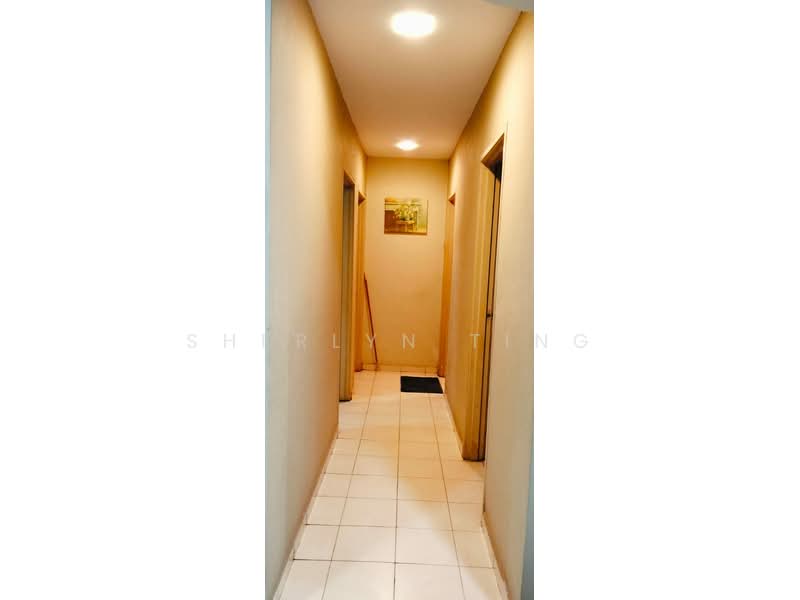 Nusa Perdana Apartment untuk Untuk Disewa - RM 1,850 /bulan, Mac 2026 - Corridor - PropertyGuru.com.my