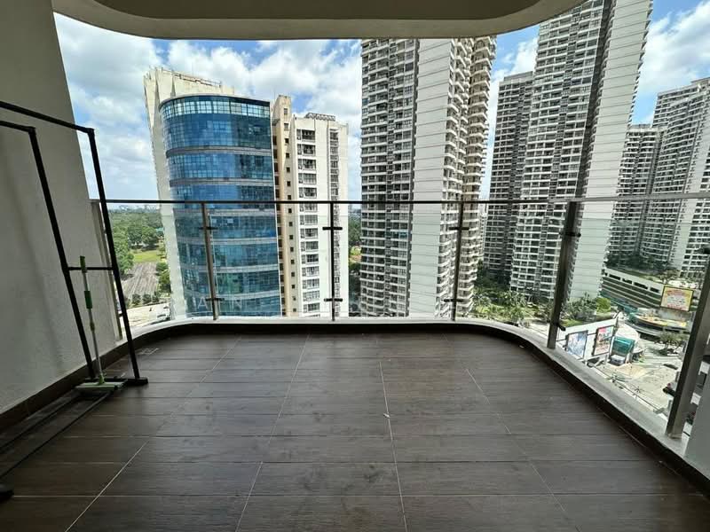 Royal Strand @ Country Garden Danga Bay untuk Untuk Disewa - RM 2,500 /bulan, Mac 2026 - Balcony - PropertyGuru.com.my