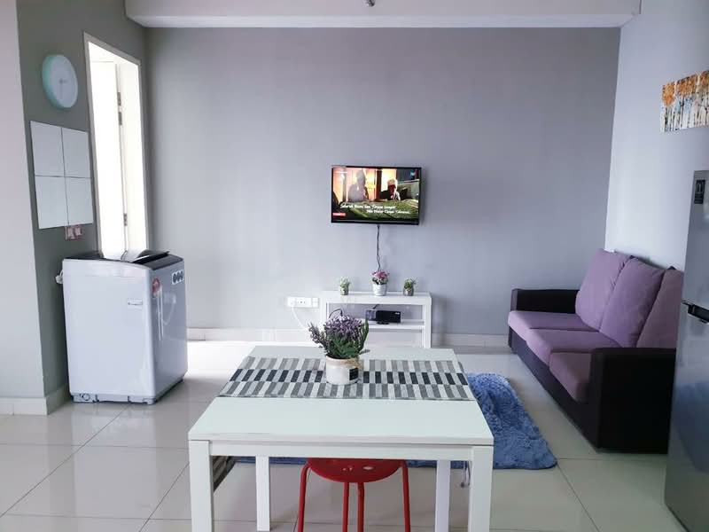 Univ 360 Place untuk Untuk Disewa - RM 1,250 /bulan, Mac 2026 - Living Room - PropertyGuru.com.my