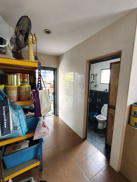 2-storey Terraced House for Sale in Bandar Putra Permai (Seri Kembangan) - Alvin Loh - Corridor - PropertyGuru.com.my