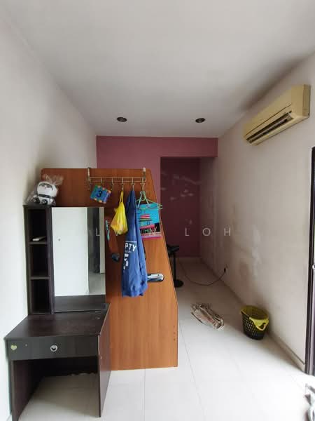 2-storey Terraced House for Sale in Bandar Putra Permai (Seri Kembangan) - Alvin Loh - Interior - PropertyGuru.com.my
