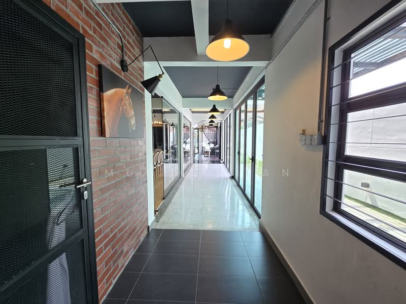 Commercial Bungalow for Rent in Kampung Yahya Awal (Johor Bahru) - Mui Hui Tan - Corridor - PropertyGuru.com.my