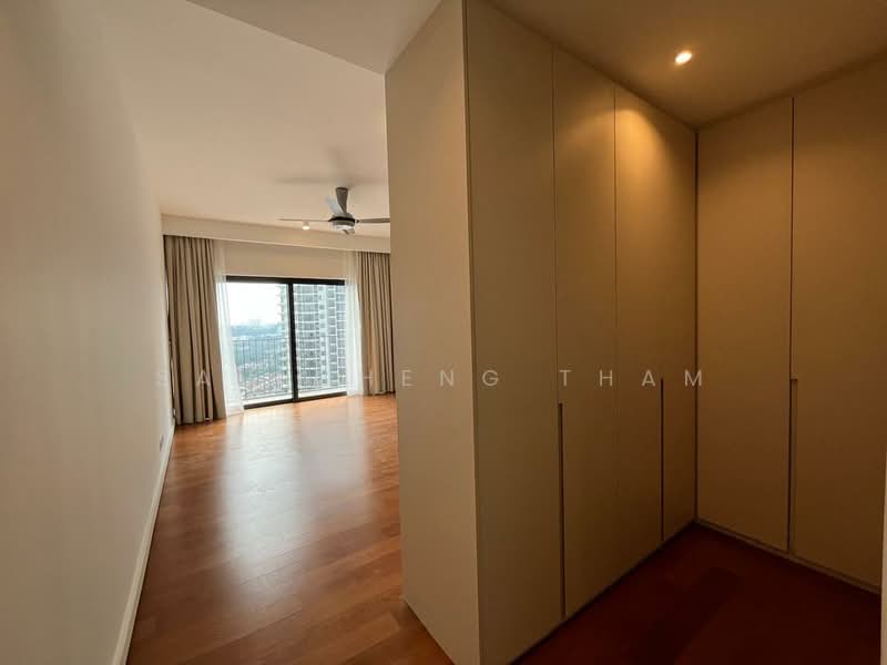 Kondominium untuk Disewa di Westside Three - Jo Tham - Master Bedroom - PropertyGuru.com.my