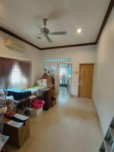 Rumah Berkembar untuk Dijual di Taman Megah Kepong (Kepong) - Kiing TW - Living Room - PropertyGuru.com.my