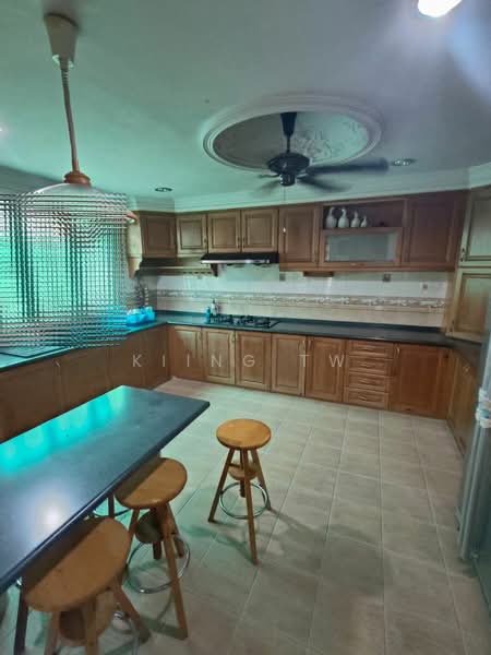 Rumah Berkembar untuk Dijual di Taman Megah Kepong (Kepong) - Kiing TW - Kitchen - PropertyGuru.com.my