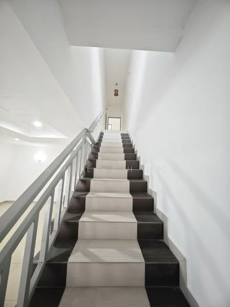 2-storey Terraced House for Sale in Taman Rasi Jaya (Menglembu) - Amie Chong - Corridor - PropertyGuru.com.my