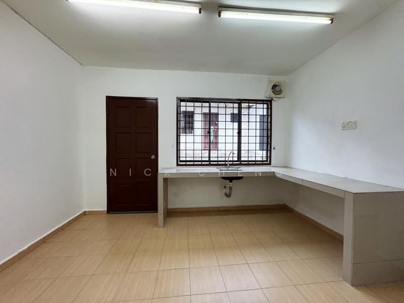 2-storey Terraced House for Sale in Kulai (Johor) - Nick Cheng - Kitchen - PropertyGuru.com.my