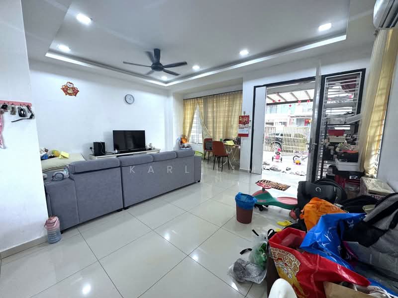 2-storey Terraced House for Sale in Taman Dato' Chellam (Ulu Tiram) - Karl Lim - Living Room - PropertyGuru.com.my