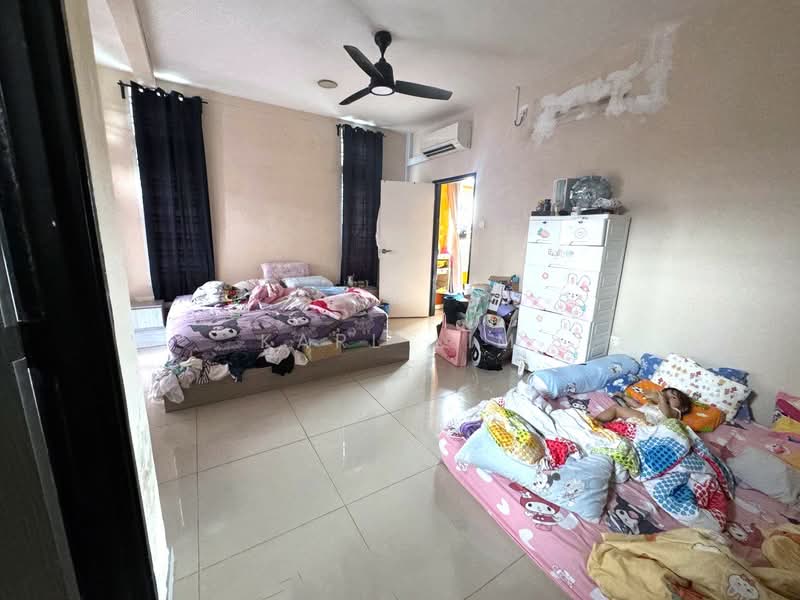 2-storey Terraced House for Sale in Taman Dato' Chellam (Ulu Tiram) - Karl Lim - Bedroom - PropertyGuru.com.my