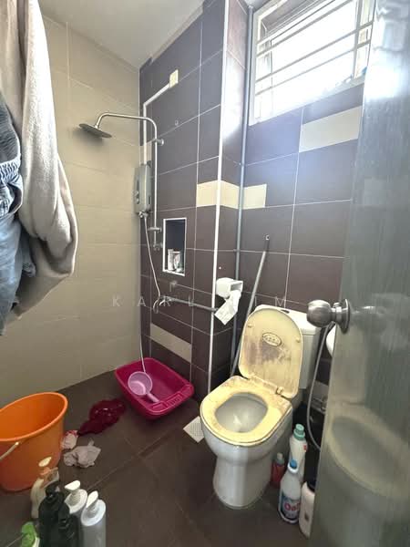 2-storey Terraced House for Sale in Taman Dato' Chellam (Ulu Tiram) - Karl Lim - Bathroom - PropertyGuru.com.my