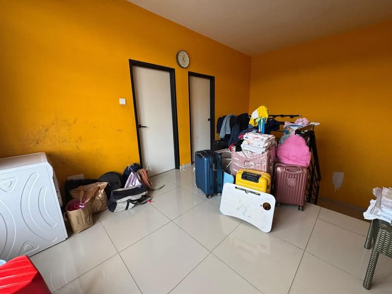 2-storey Terraced House for Sale in Taman Dato' Chellam (Ulu Tiram) - Karl Lim - Interior - PropertyGuru.com.my