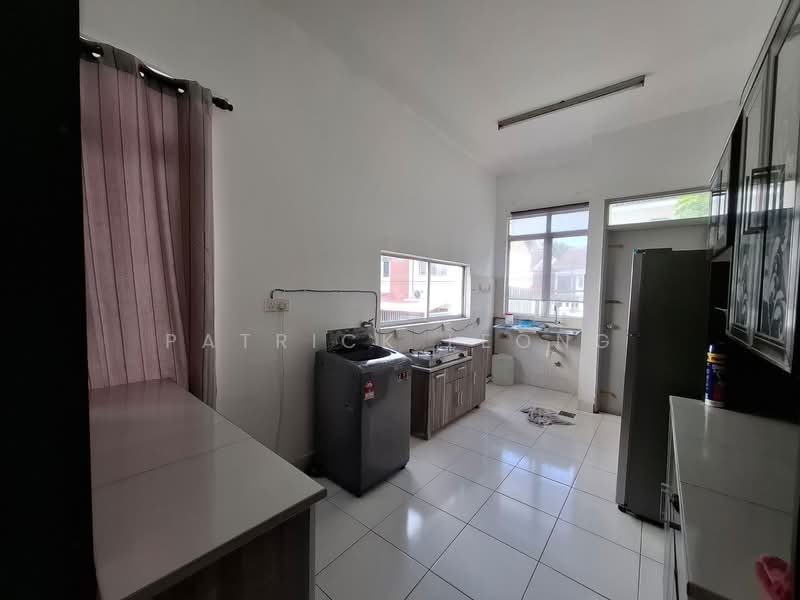 2-storey Terraced House for Sale in Rawang (Selangor) - Patrick Leong - Kitchen - PropertyGuru.com.my