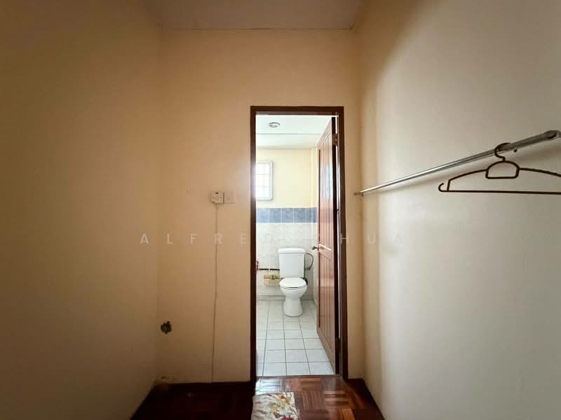 2-storey Terraced House for Sale in Stakan Jaya (Samarahan) - Alfred Chua - Bathroom - PropertyGuru.com.my