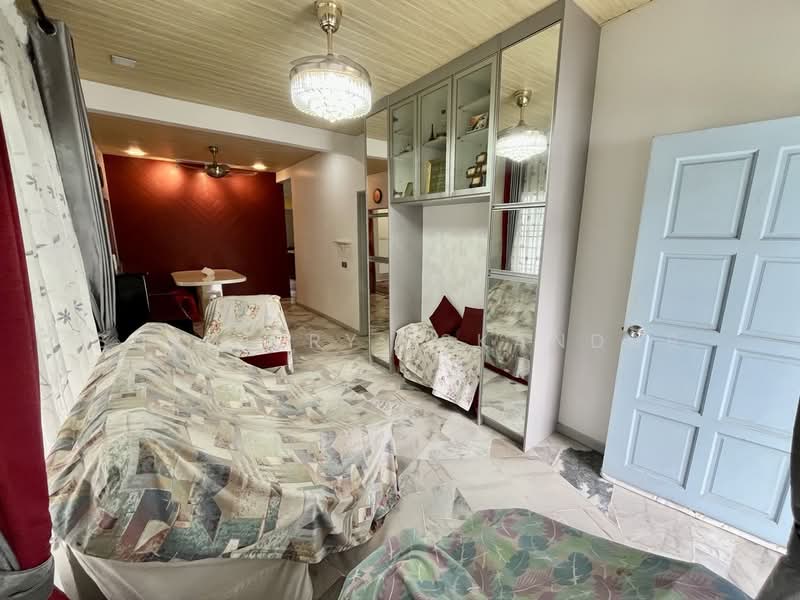 1-storey Terraced House for Sale in Taman Kajang Utama (Kajang) - Shaziery Iskandar - Living Room - PropertyGuru.com.my