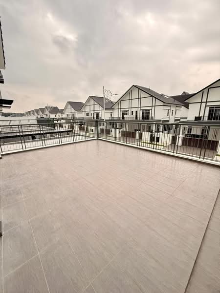 For Sale* Ecoworld Bayfield @Taman Ekoflora Brand New Unit untuk Untuk Dijual - RM 2,250,000, Mac 2026 - Balcony - PropertyGuru.com.my