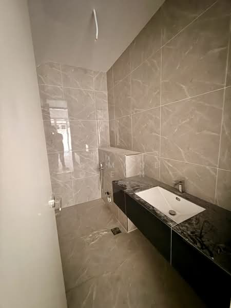 For Sale* Ecoworld Bayfield @Taman Ekoflora Brand New Unit untuk Untuk Dijual - RM 2,250,000, Mac 2026 - Bathroom - PropertyGuru.com.my