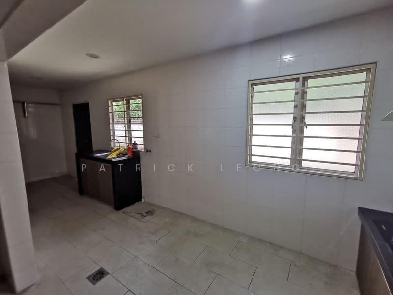 Terraced House for Sale in Bukit Rahman Putra (Sungai Buloh) - Patrick Leong - Kitchen - PropertyGuru.com.my