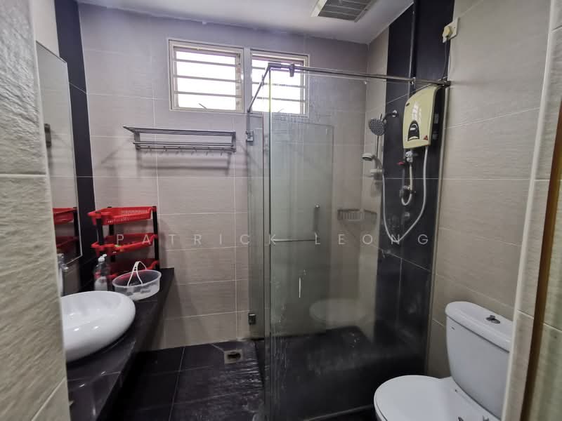 Terraced House for Sale in Bukit Rahman Putra (Sungai Buloh) - Patrick Leong - Bathroom - PropertyGuru.com.my