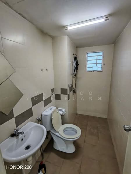 Seri Mutiara untuk Untuk Disewa - RM 1,500 /bulan, Mac 2026 - Bathroom - PropertyGuru.com.my