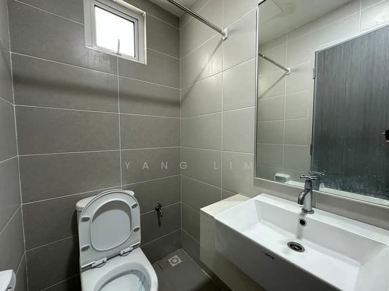 Kondominium untuk Disewa di The Amarene - Yang Lim - Bathroom - PropertyGuru.com.my