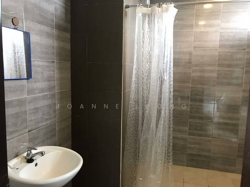 Service Residence for Rent at Symphony Tower (Menara Simfoni) - Joanne Leong - Bathroom - PropertyGuru.com.my