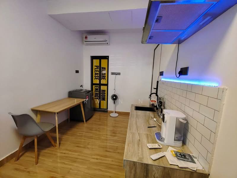 1-storey Terraced House for Sale in Taman Pelangi (Johor Bahru) - Irwyn Ng - Kitchen - PropertyGuru.com.my