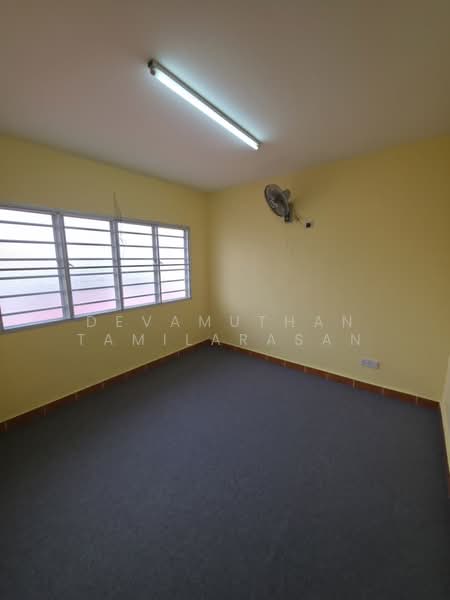 Section 1A Jalan Carey PJ Double Storey Terrace For Sale untuk Untuk Dijual - RM 650,000, Mac 2026 - Interior - PropertyGuru.com.my