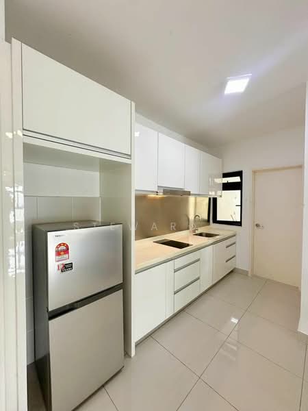 Meridin Suites @ The Meridin untuk Untuk Disewa - RM 2,500 /bulan, Mac 2026 - Kitchen - PropertyGuru.com.my