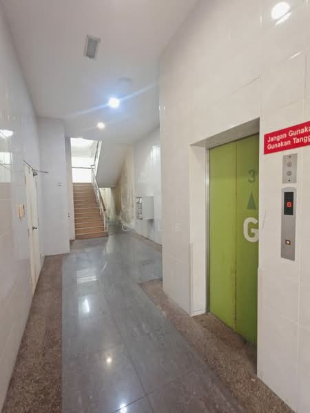 Office for Rent in Bandar Bukit Tinggi (Klang) - JC Lee - Corridor - PropertyGuru.com.my