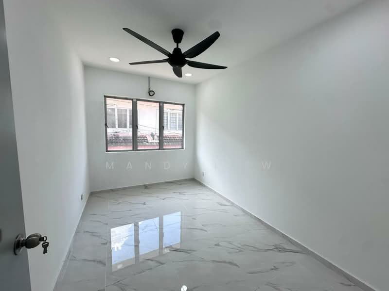 Desa 13 Bandar Country Homes , Rawang untuk Untuk Dijual - RM 500,000, Mac 2026 - Interior - PropertyGuru.com.my