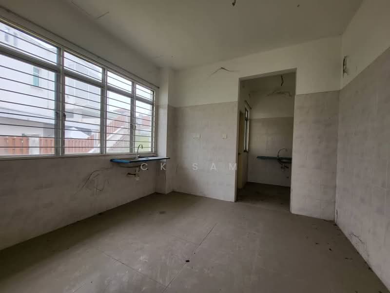 Bungalow for Sale in Kota Emerald (Rawang) - CK Sam - Kitchen - PropertyGuru.com.my