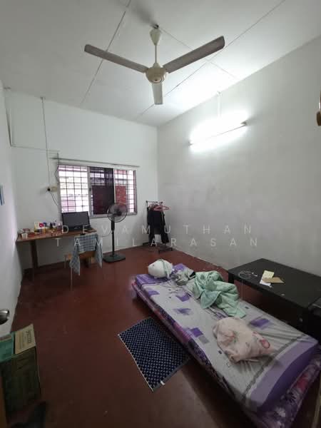 1-storey Terraced House for Sale in Seksyen 10 (Petaling Jaya) - Devamuthan Tamilarasan - Bedroom - PropertyGuru.com.my