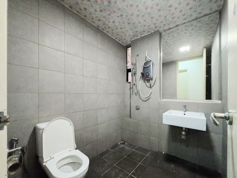 MKH Boulevard untuk Untuk Dijual - RM 345,000, Mac 2026 - Bathroom - PropertyGuru.com.my