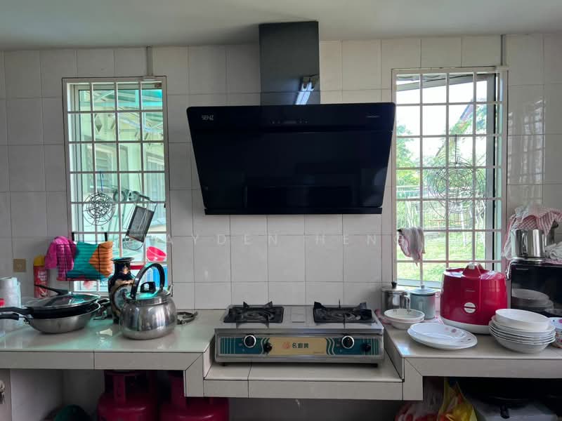 Seksyen 12 untuk Untuk Dijual - RM 1,900,000, Mac 2026 - Kitchen - PropertyGuru.com.my