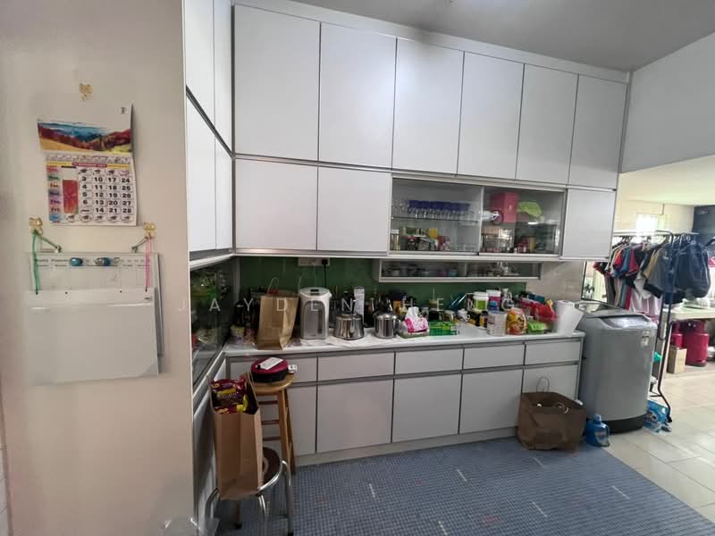 Seksyen 12 untuk Untuk Dijual - RM 1,900,000, Mac 2026 - Kitchen - PropertyGuru.com.my
