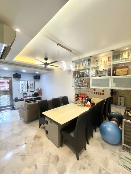 Bandar Baru Permas Jaya untuk Untuk Dijual - RM 650,000, Mac 2026 - Living Room - PropertyGuru.com.my