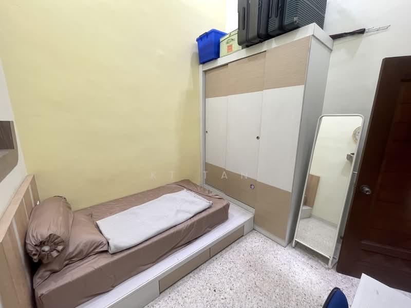 Bandar Baru Permas Jaya untuk Untuk Dijual - RM 650,000, Mac 2026 - Bedroom - PropertyGuru.com.my