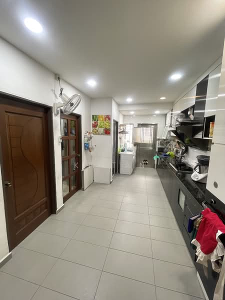 Bandar Baru Permas Jaya untuk Untuk Dijual - RM 650,000, Mac 2026 - Kitchen - PropertyGuru.com.my