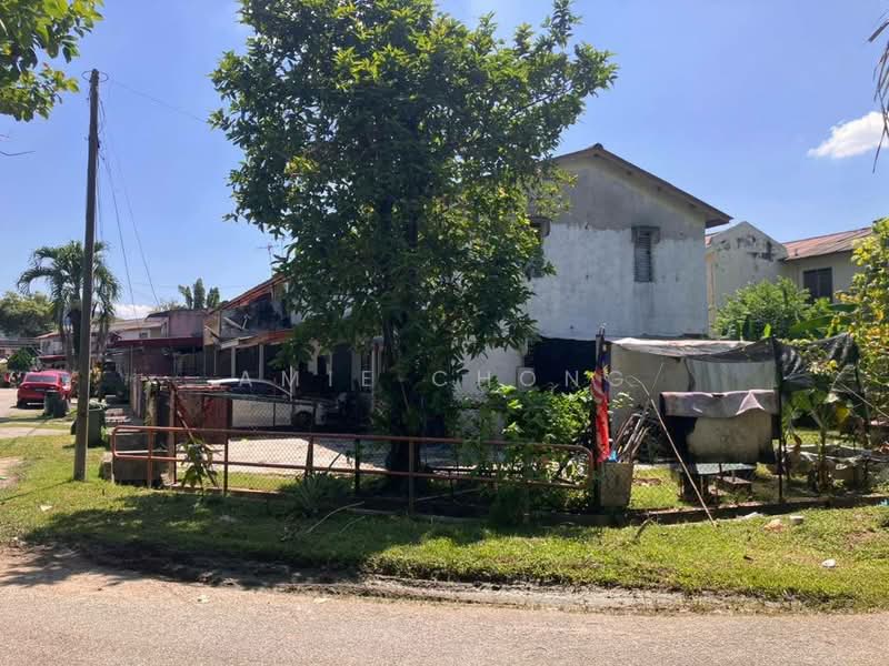 Ampang Double Storey Corner House For Sale untuk Untuk Dijual - RM 230,000, Mac 2026 - Exterior - PropertyGuru.com.my