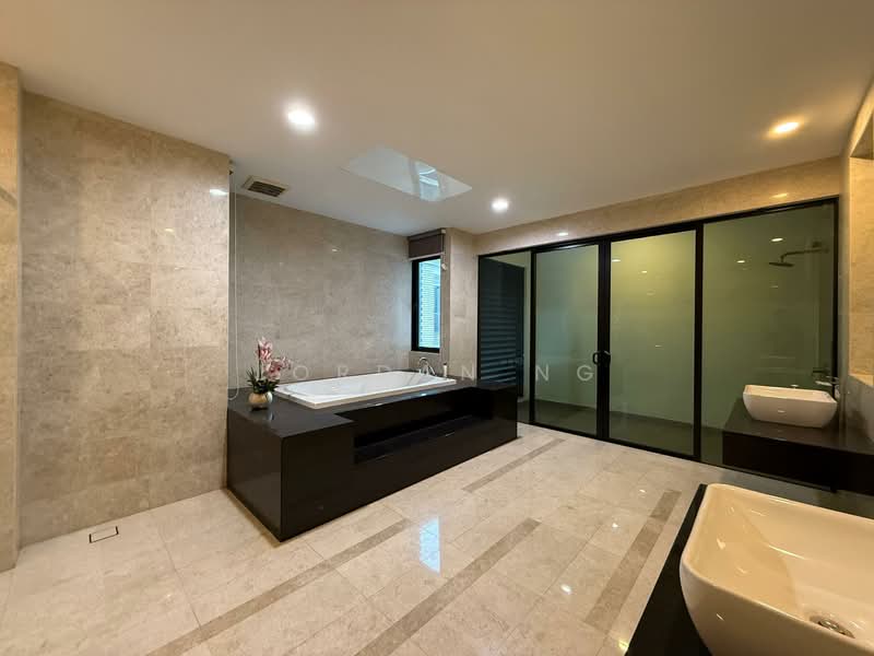 3-storey Terraced House for Sale in Duta Villa (Setia Alam) - Jordan Ng - Bathroom - PropertyGuru.com.my