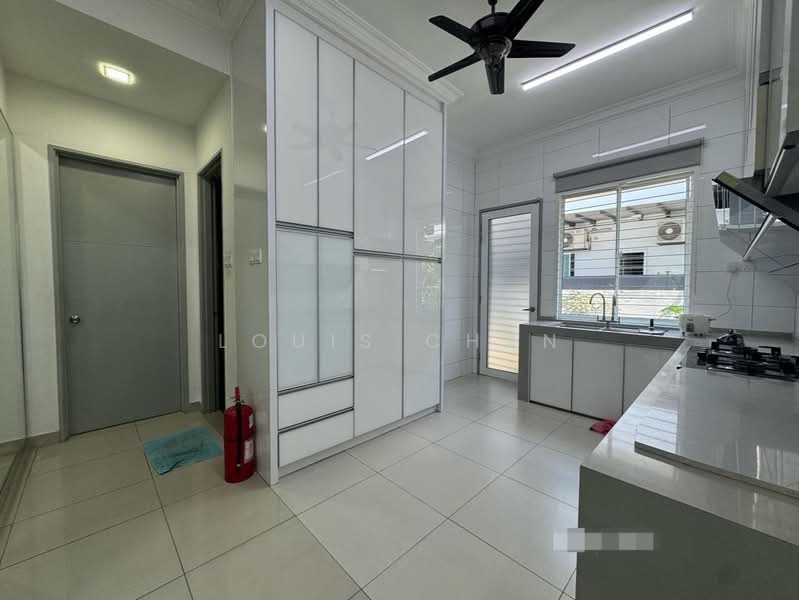 2-storey Terraced House for Sale in Ambang Botanic (Klang) - Louis Chan - Kitchen - PropertyGuru.com.my